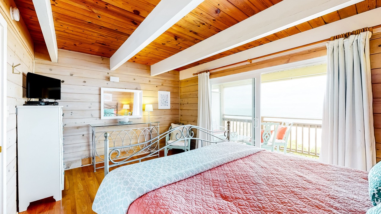 Photo of Bedroom in Midtown Ocean City
