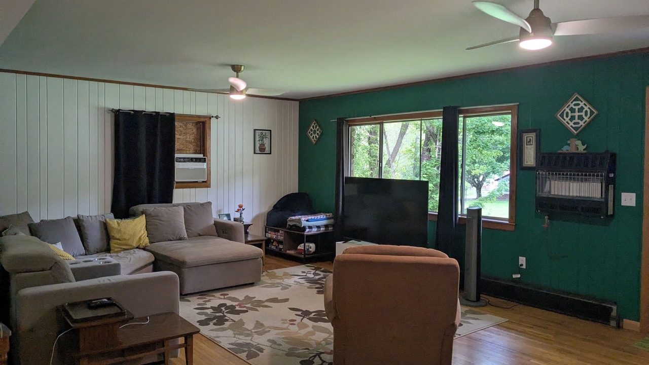 Photo of Livingroom in Harman