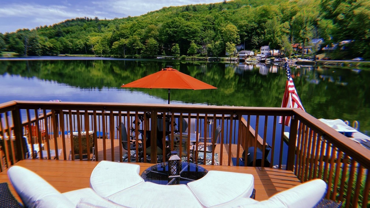 Photo of Outdoor in Hancock