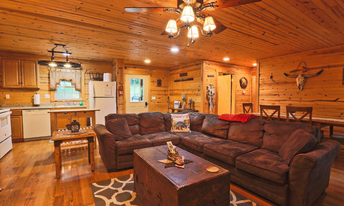 Photo of Livingroom in Bladensburg