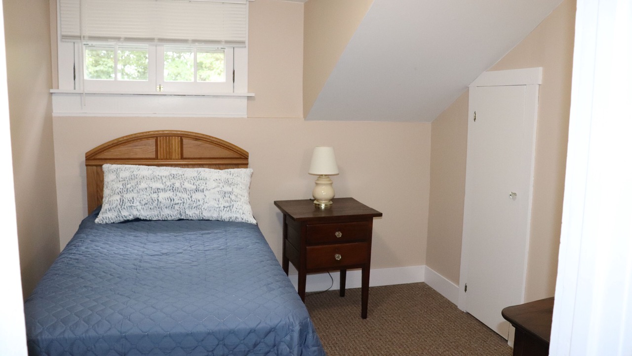 Photo of Bedroom in Marble