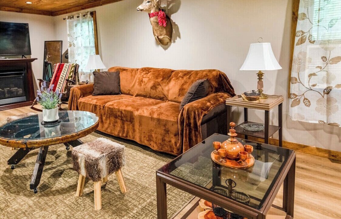 Photo of Livingroom in East Stroudsburg