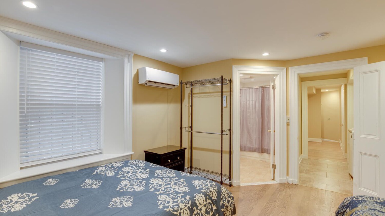 Photo of Bedroom in Mount Vernon