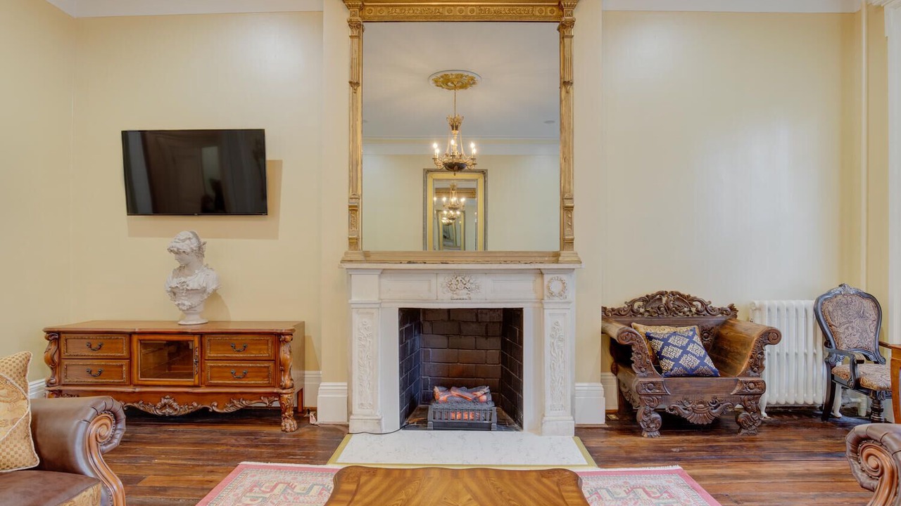 Photo of Livingroom in Mount Vernon