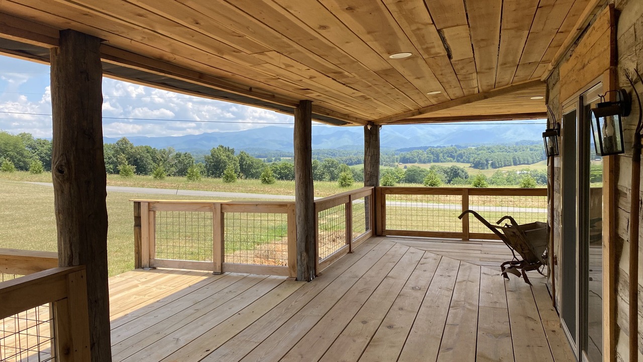 Photo of Patio Balcony in Greene County