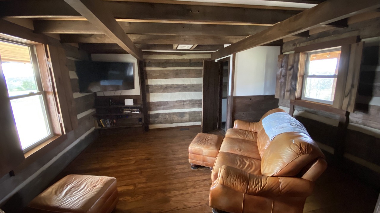 Photo of Livingroom in Greene County