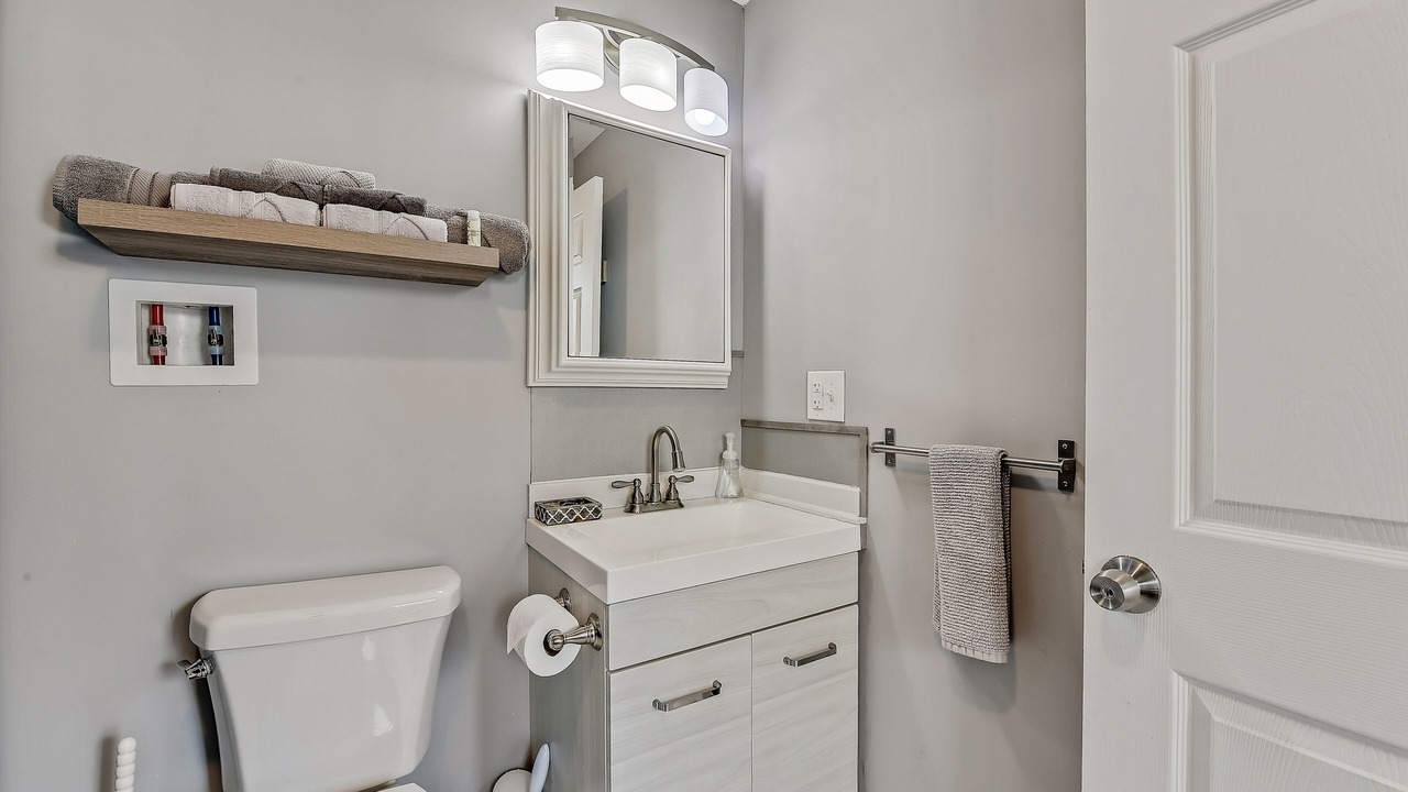 Photo of Bathroom in Beacon