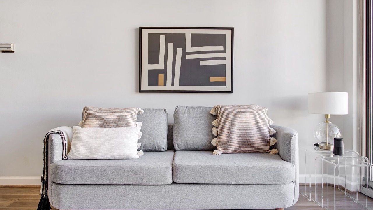 Photo of Livingroom in Connecticut Ave - K Street