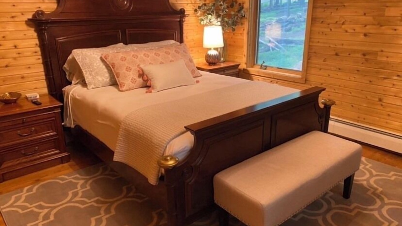 Photo of Bedroom in Treasure Lake