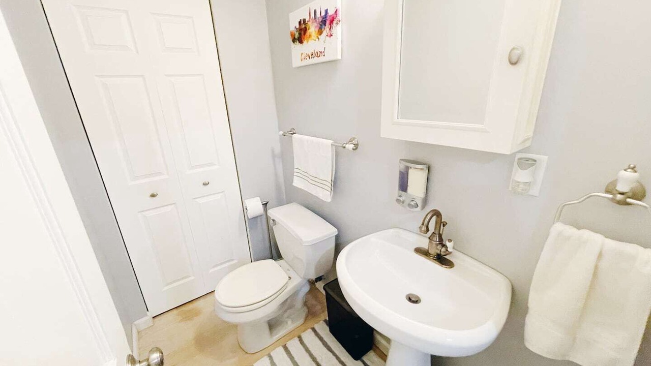 Photo of Bathroom in Ohio City