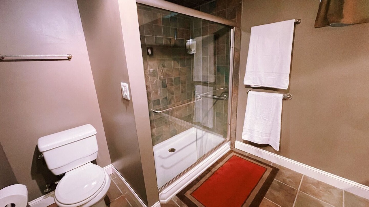 Photo of Bathroom in Ohio City