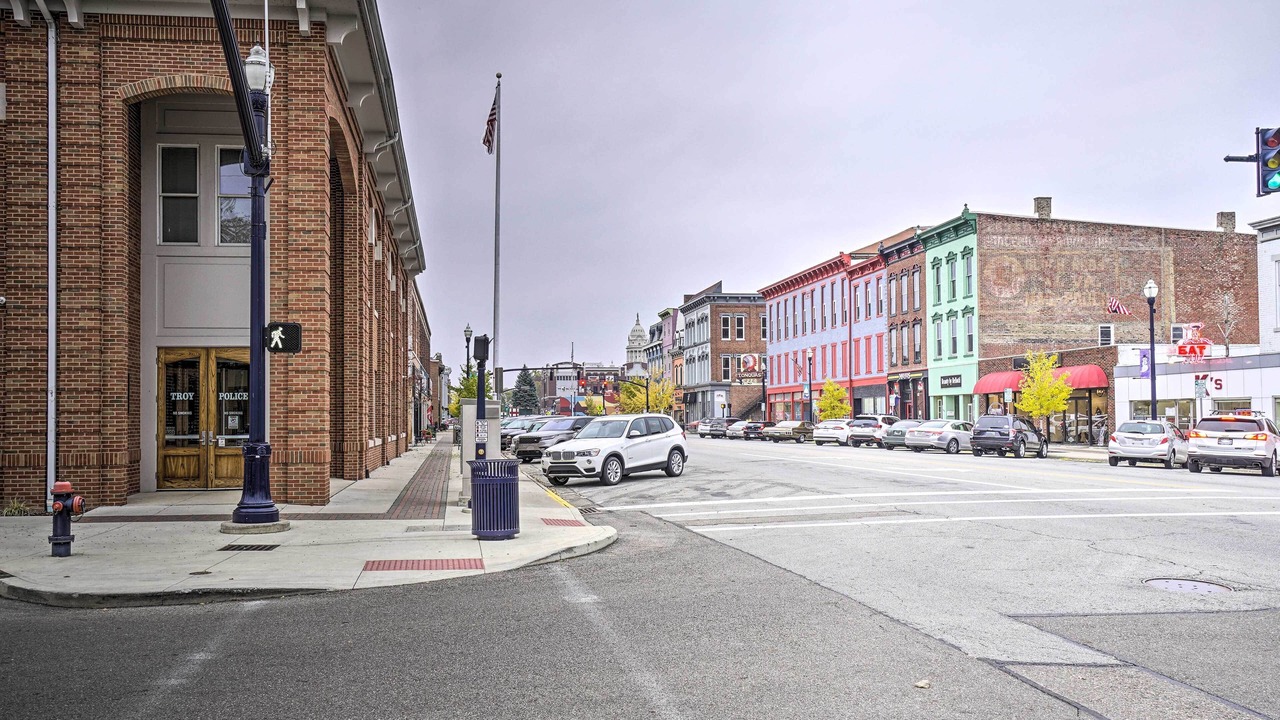 Photo of Others in Troy