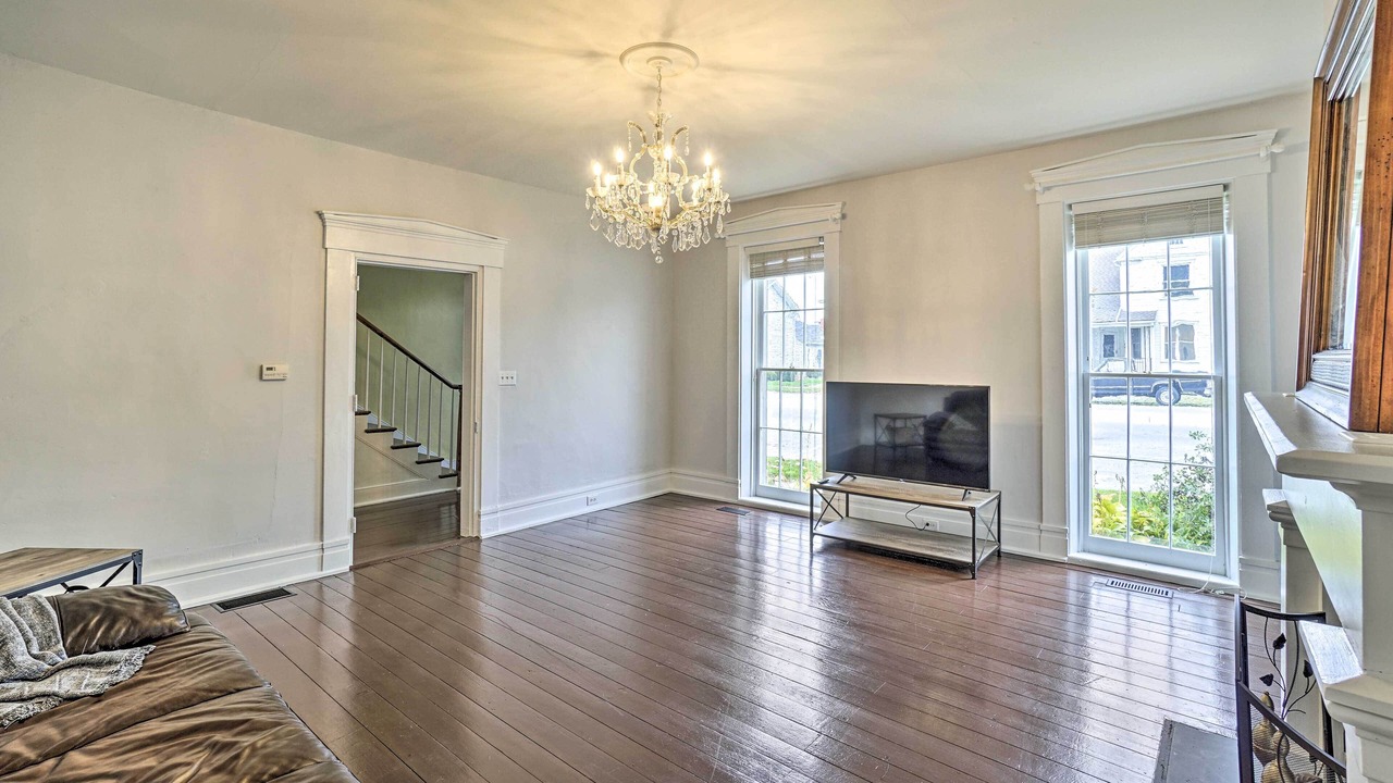 Photo of Livingroom in Troy