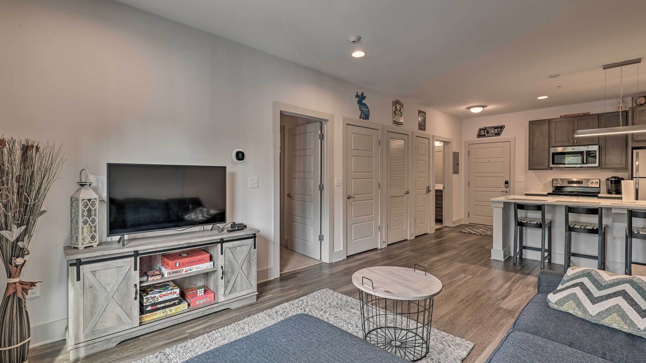 Photo of Bedroom in Inglewood