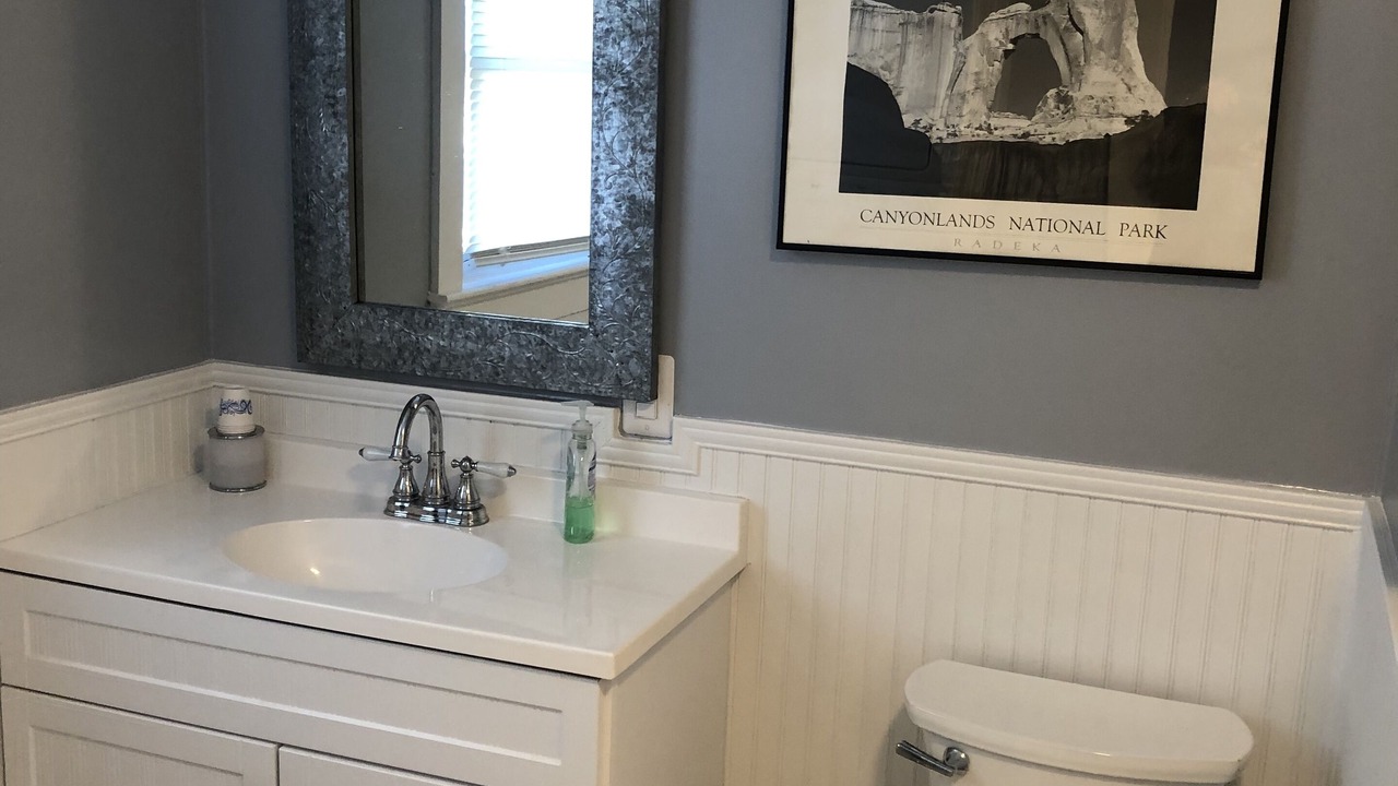 Photo of Bathroom in Etlan