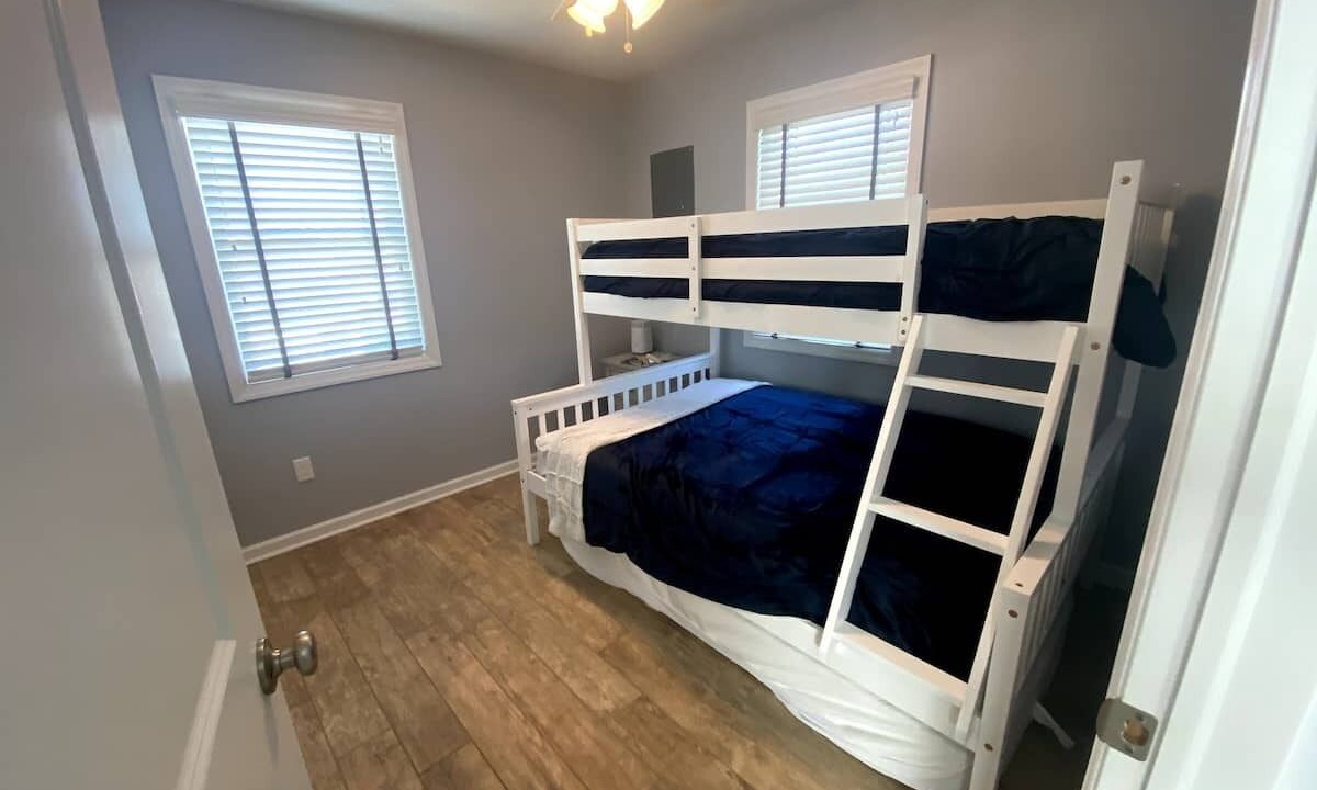 Photo of Bedroom in Ocean Beach III