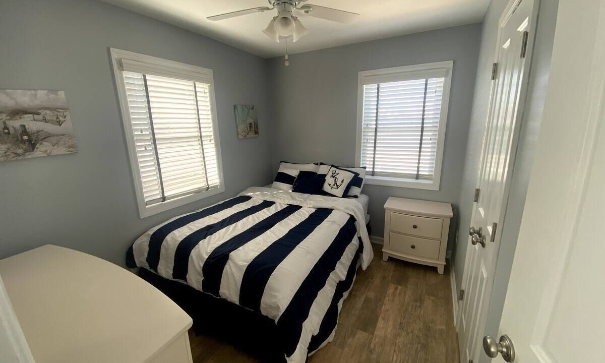 Photo of Bedroom in Ocean Beach III