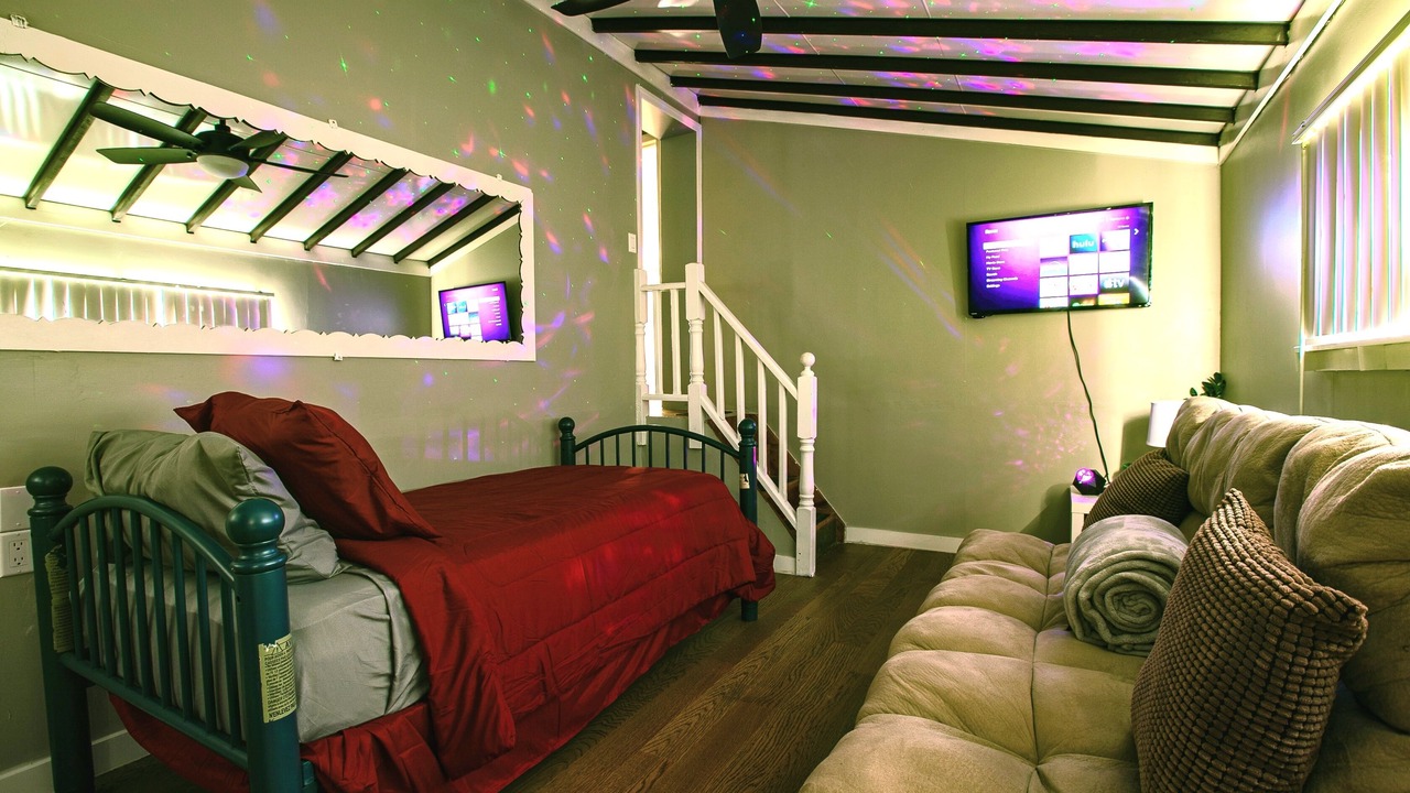 Photo of Bedroom in Mount Saint Joseph