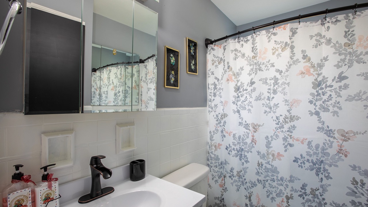 Photo of Bathroom in Mount Saint Joseph