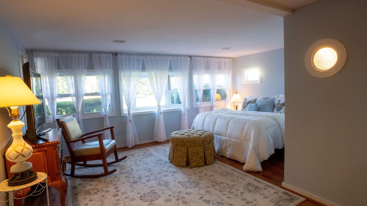 Photo of Bedroom in Bensalem
