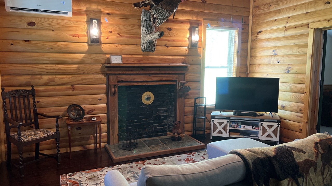 Photo of Livingroom in Lynnville