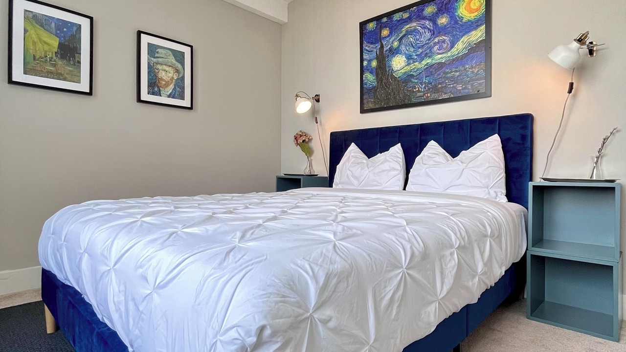 Photo of Bedroom in Crystal City