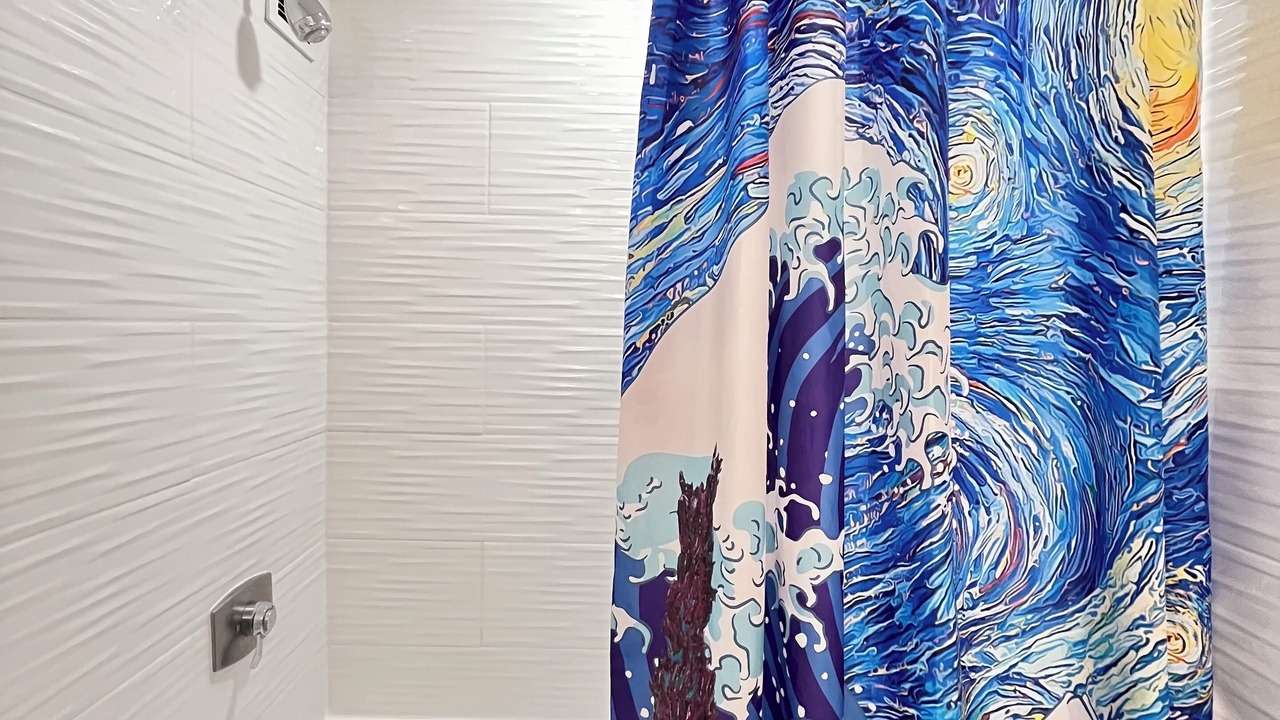 Photo of Bathroom in Crystal City