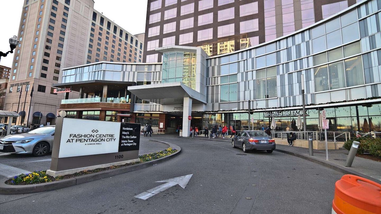 Photo of Outdoor in Crystal City
