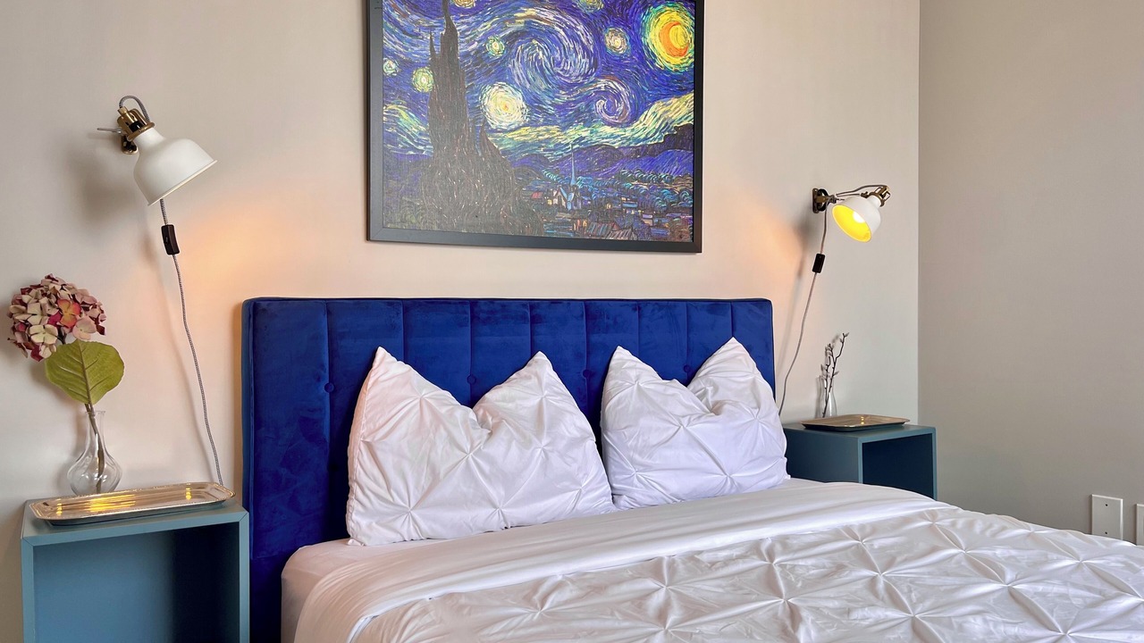 Photo of Bedroom in Crystal City