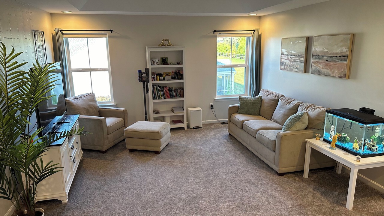 Photo of Livingroom in Boalsburg