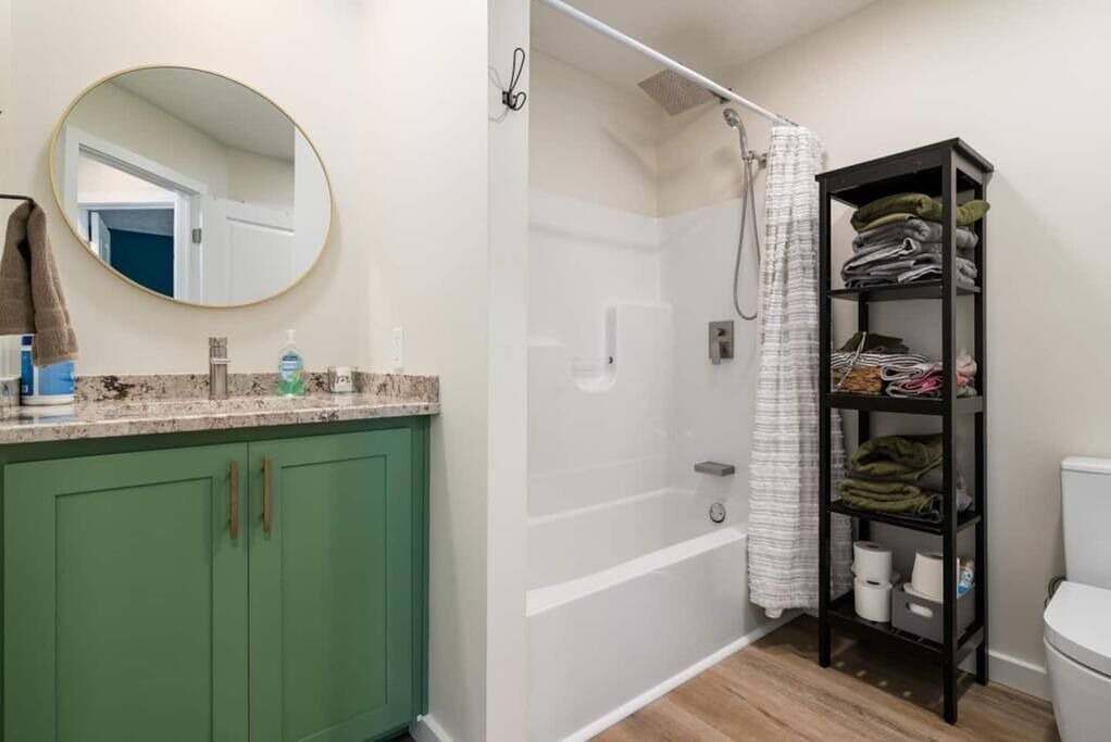 Photo of Bathroom in Huey