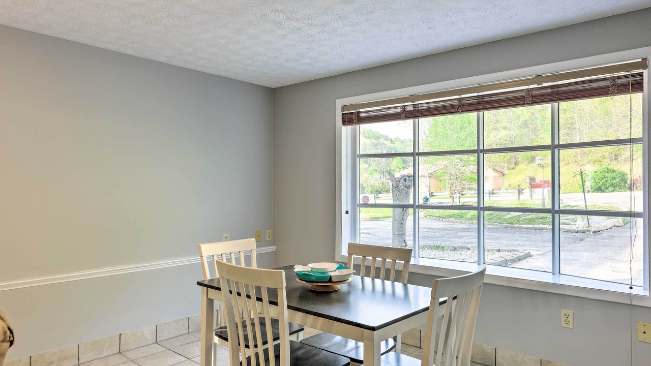 Photo of Livingroom in East Point