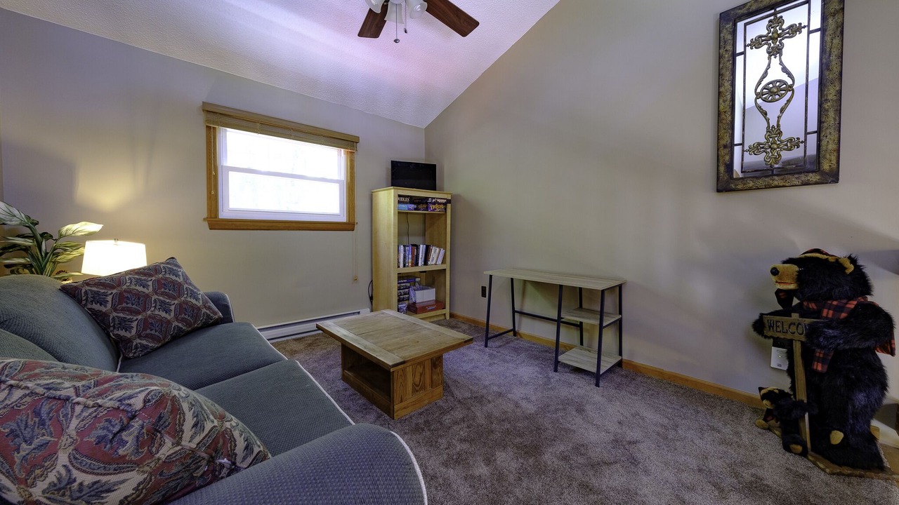 Photo of Livingroom in Lackawaxen