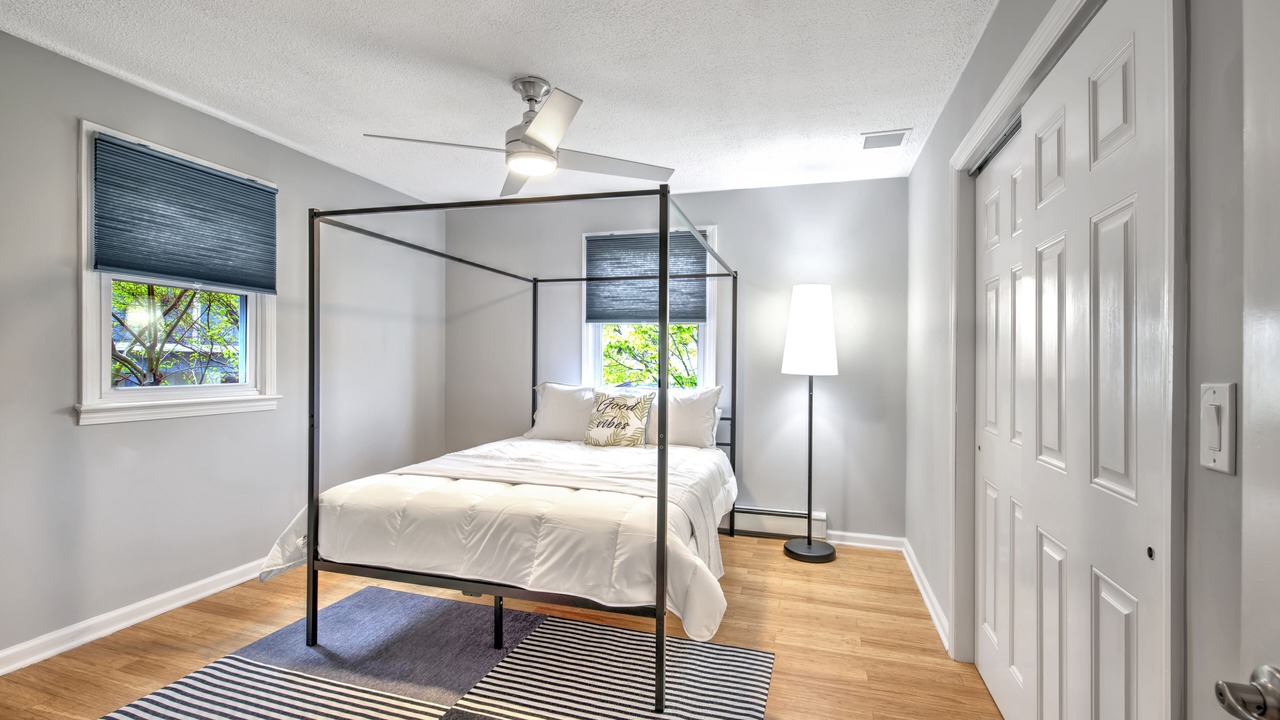 Photo of Bedroom in Point Pleasant Beach