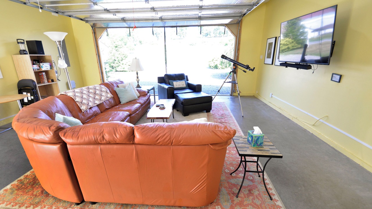 Photo of Bedroom in James Creek