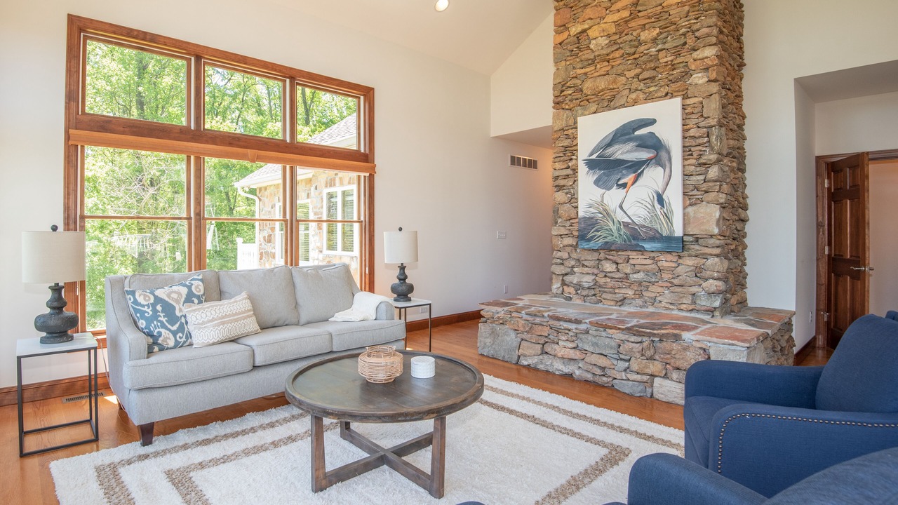 Photo of Livingroom in Cardiff