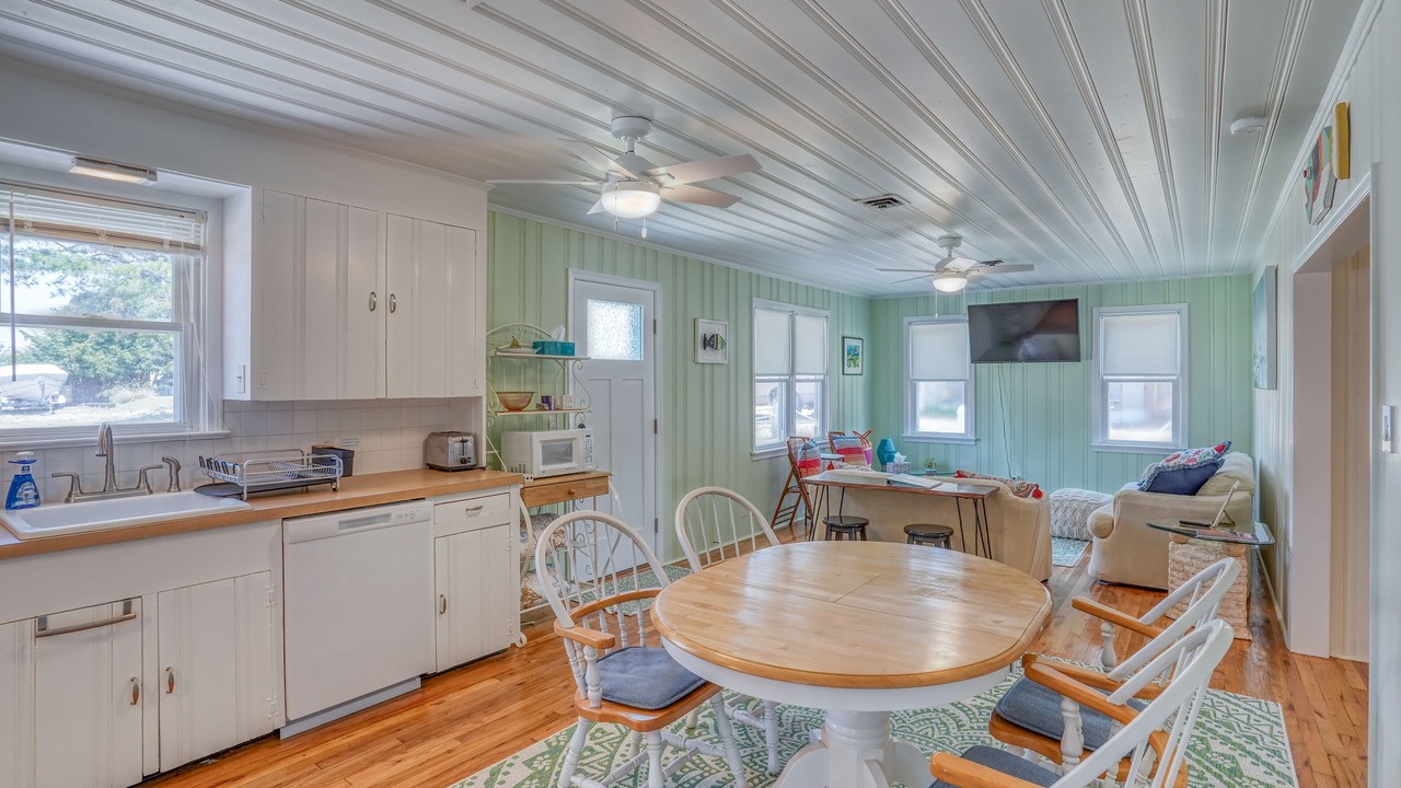 Photo of Bedroom in Broadkill Beach