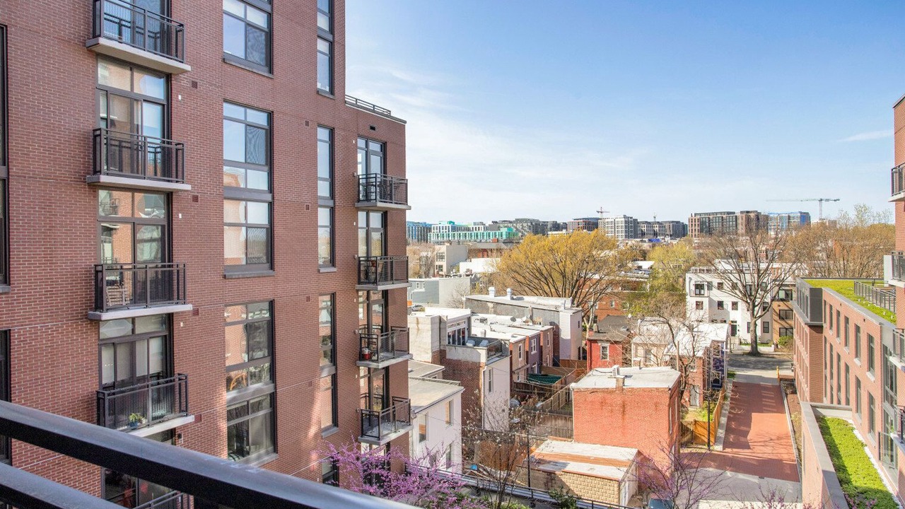 Photo of Outdoor in H Street Corridor