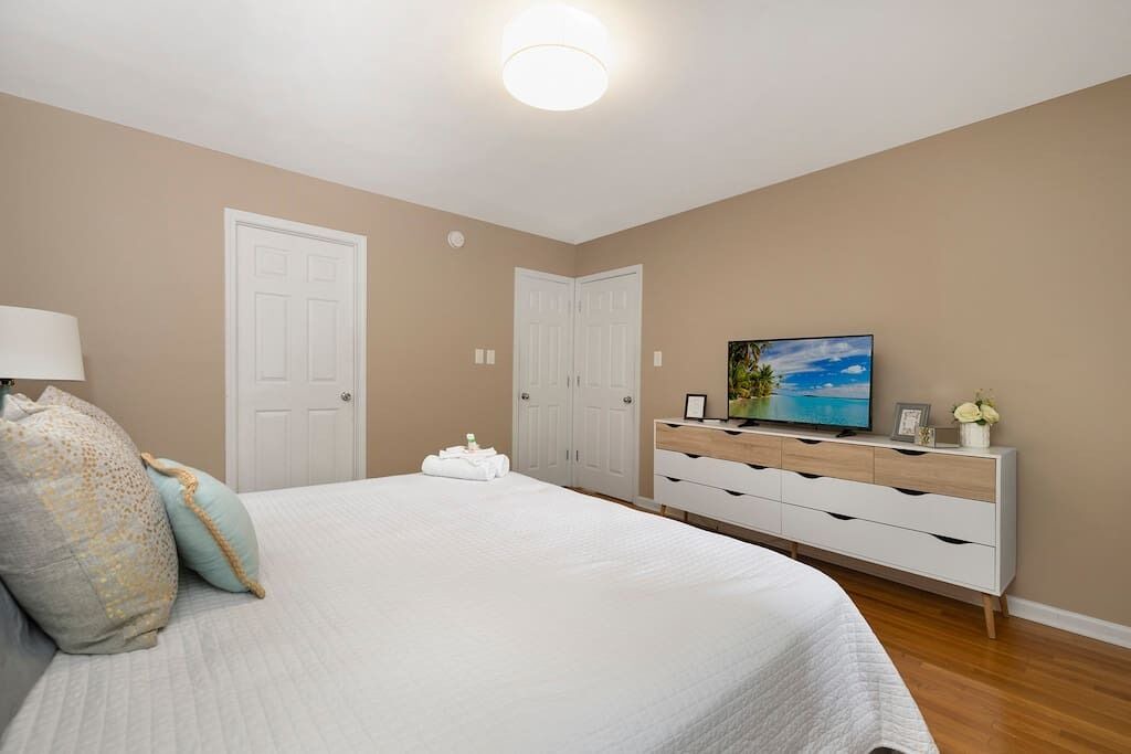 Photo of Bedroom in Cherry