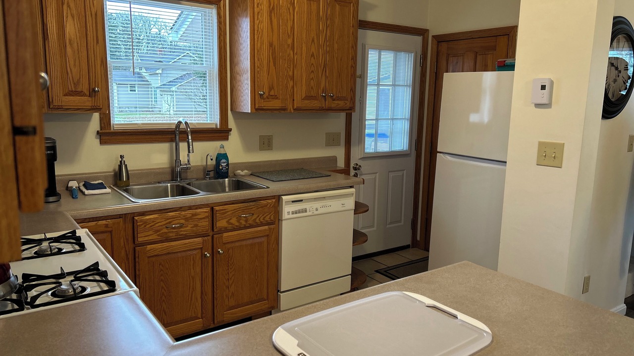Photo of Kitchen in Grove City