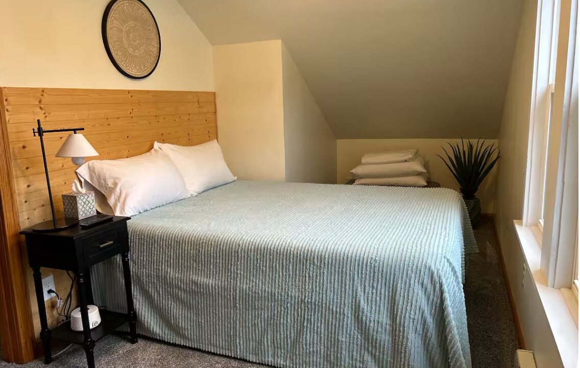 Photo of Bedroom in Grove City