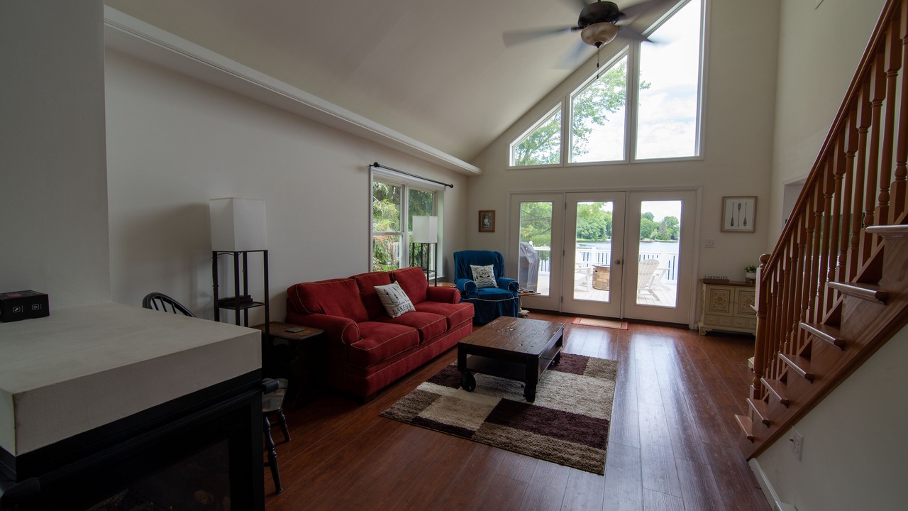Photo of Livingroom in Lakeside