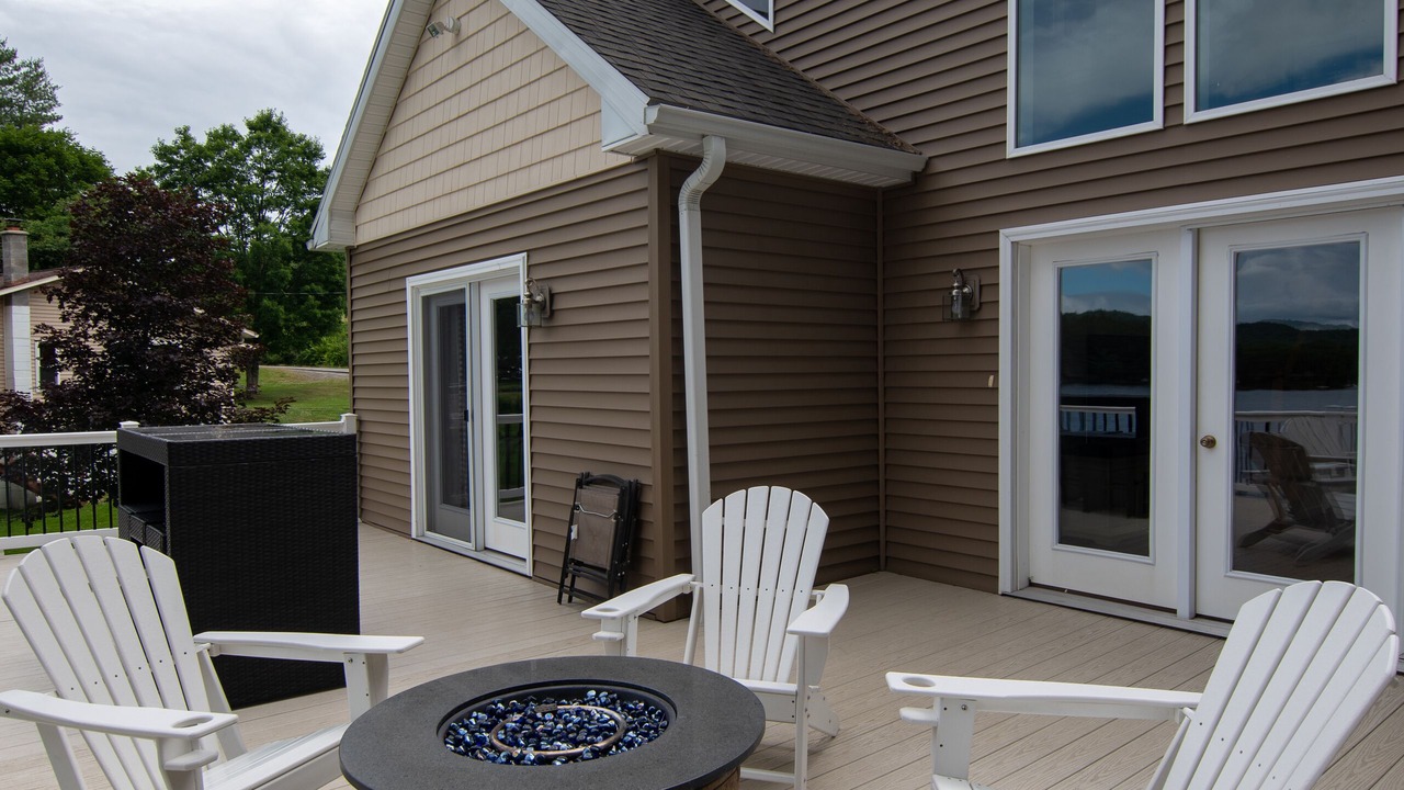 Photo of Patio Balcony in Lakeside