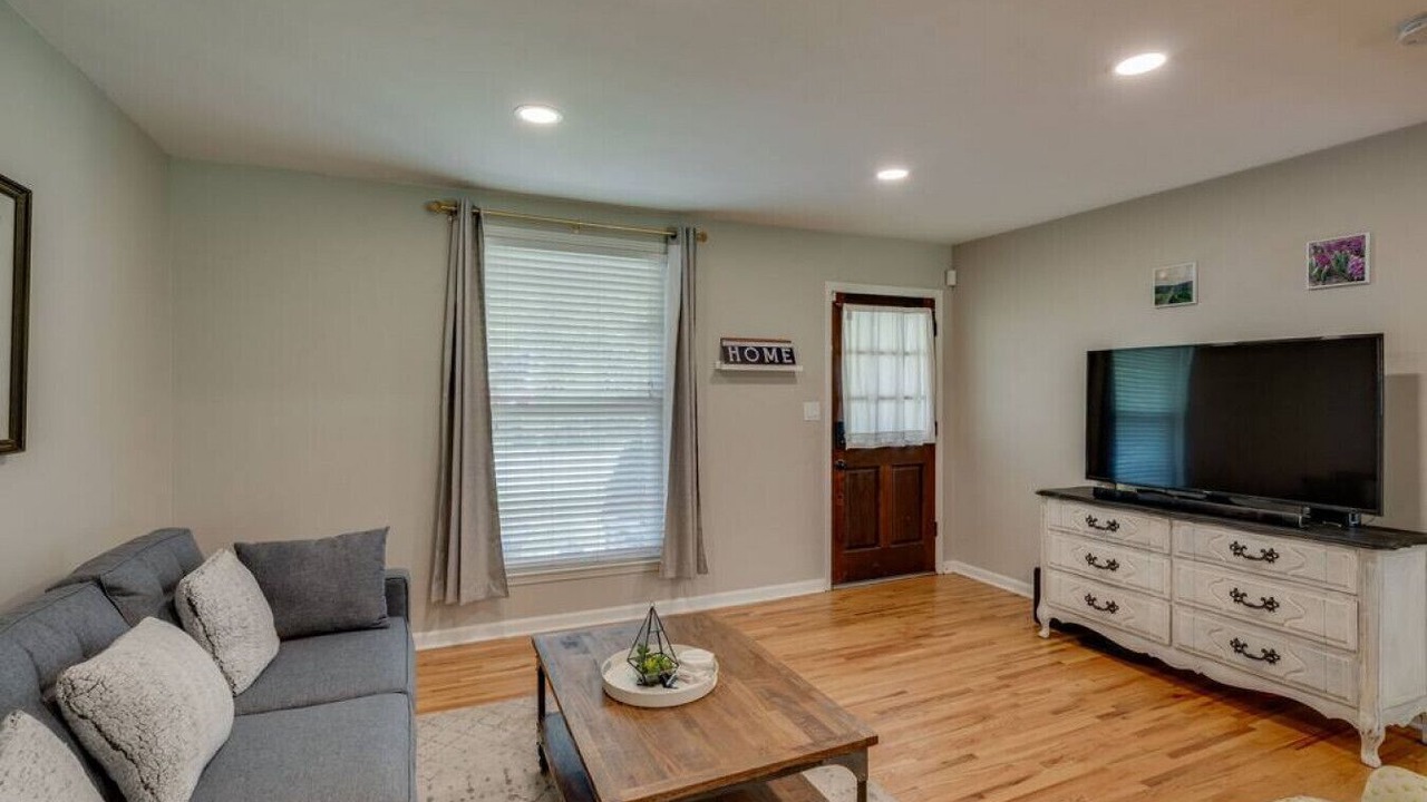 Photo of Livingroom in Nashville