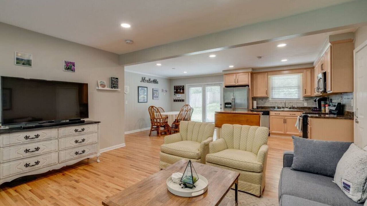 Photo of Livingroom in Nashville