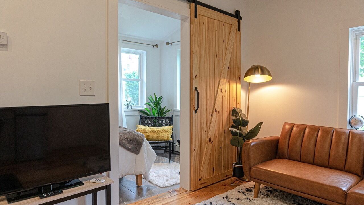 Photo of Livingroom in Lincoln Park