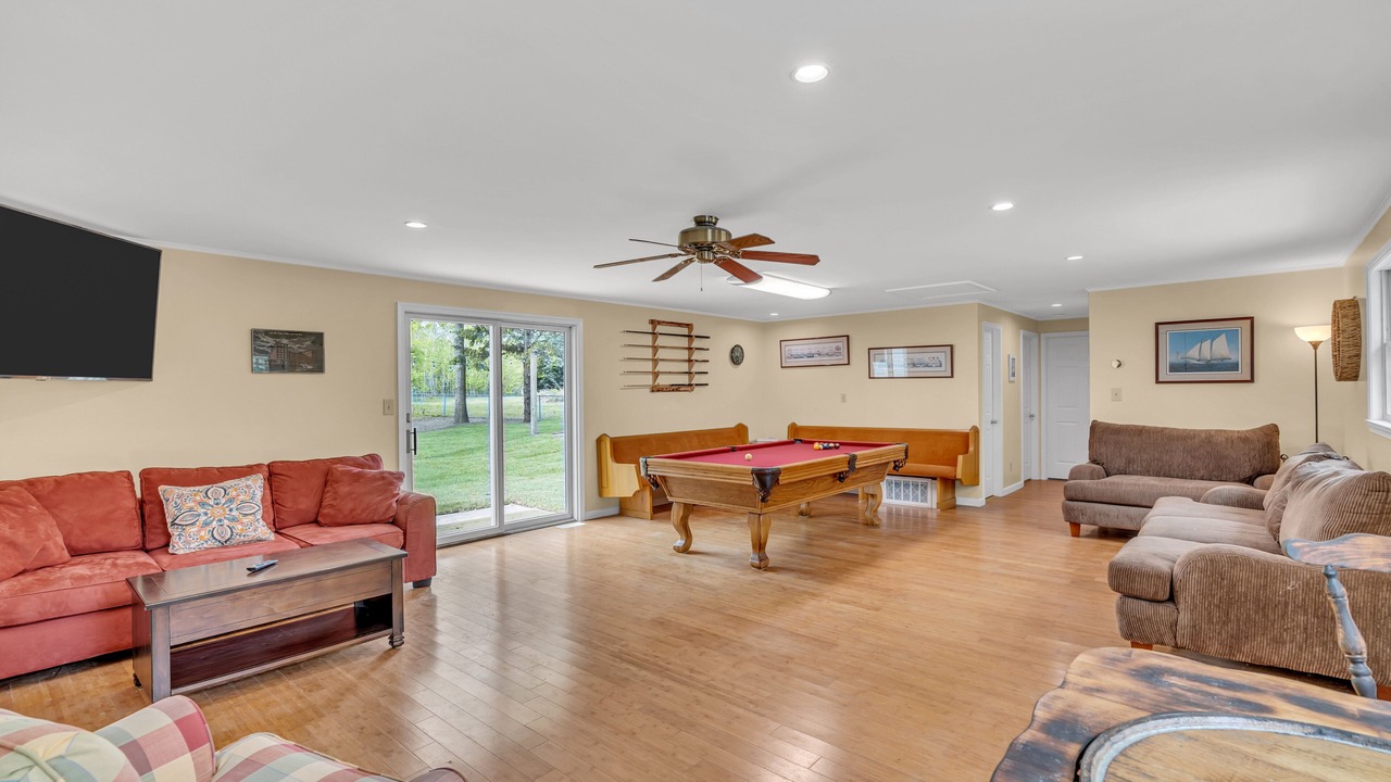 Photo of Livingroom in Lower Township