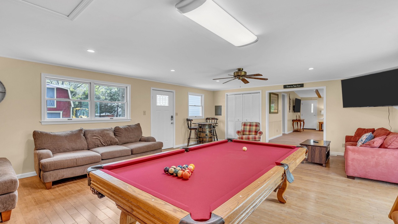 Photo of Livingroom in Lower Township