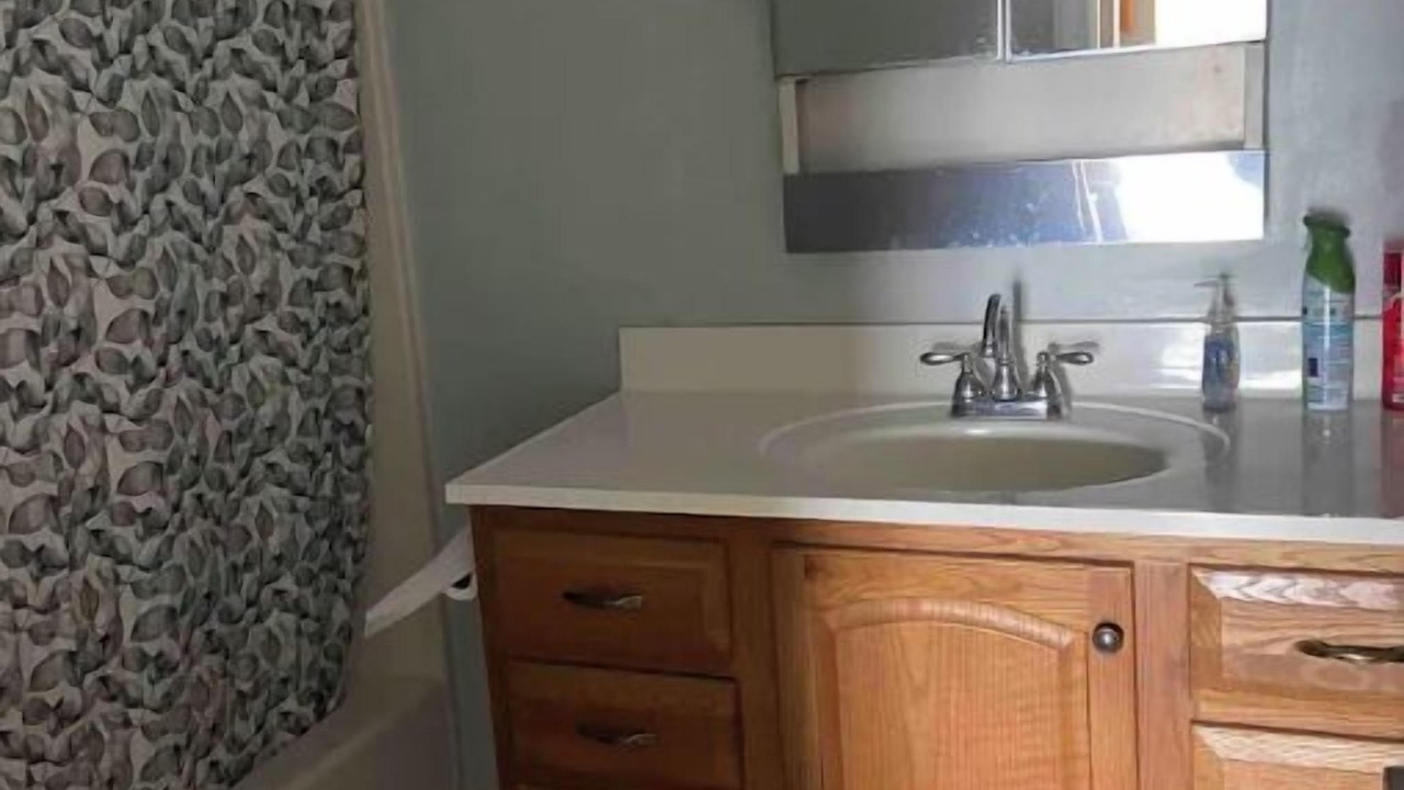 Photo of Bathroom in Colonial Beach