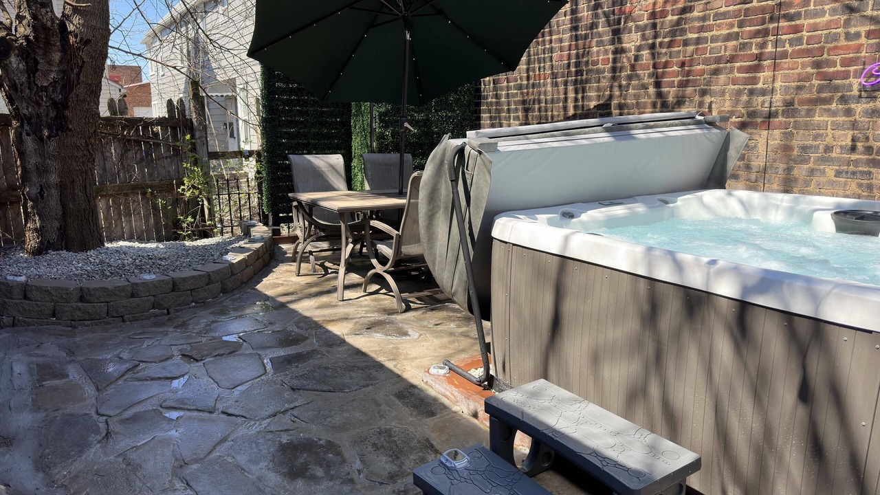 Photo of Patio Balcony in Little Italy